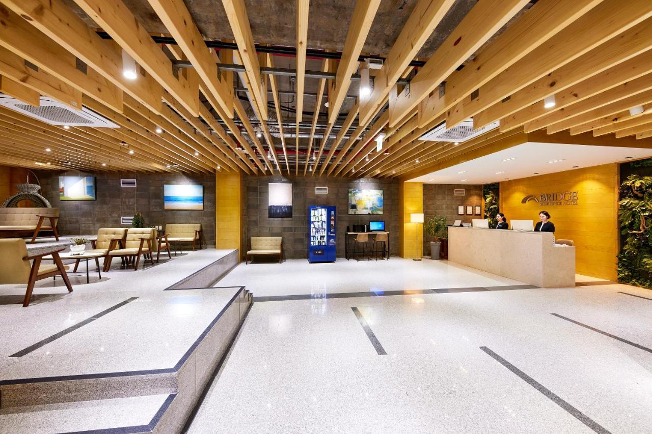 Bridge Residence Hotel Согвипхо Экстерьер фото